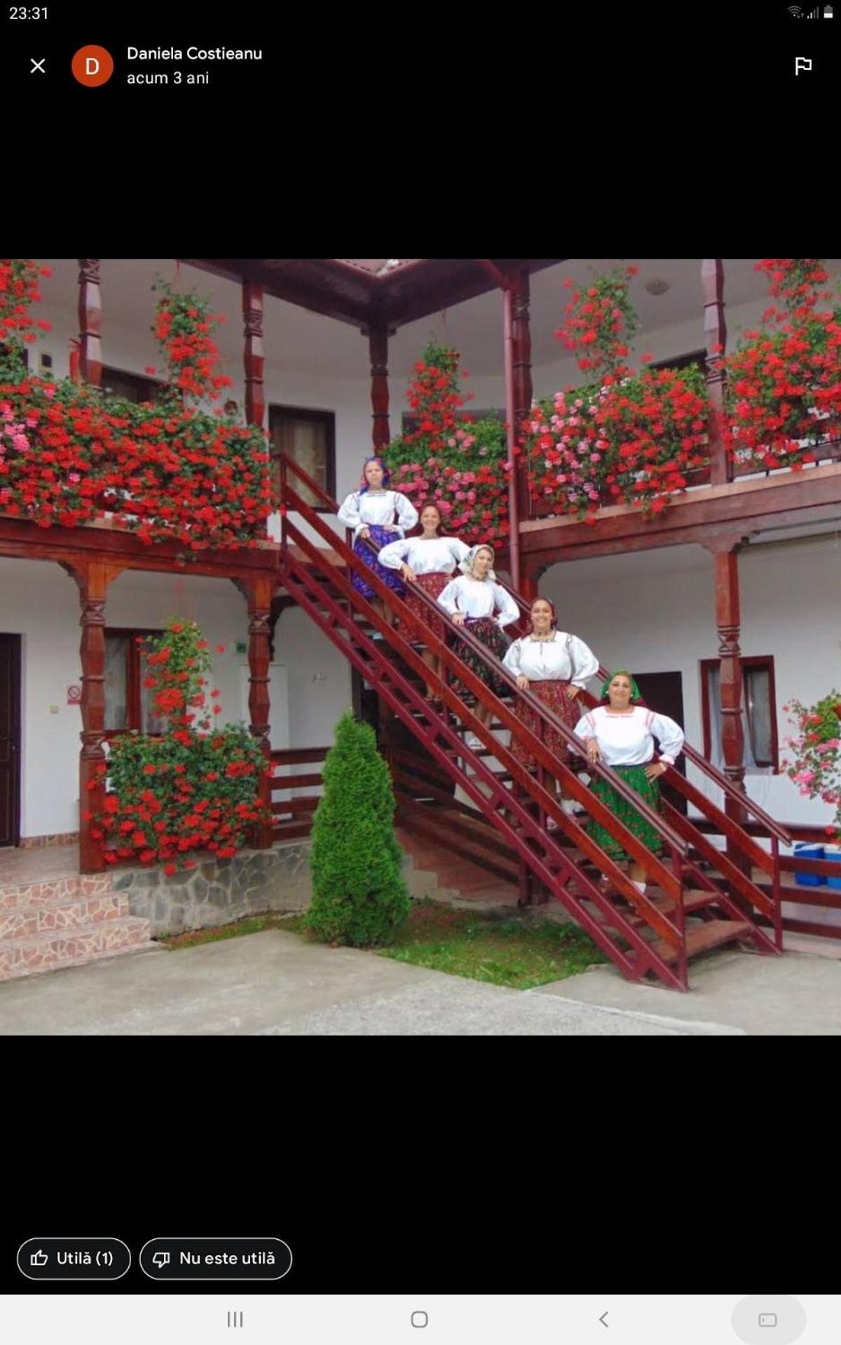 Cris & Mona Hotel ซาพึนซา ภายนอก รูปภาพ